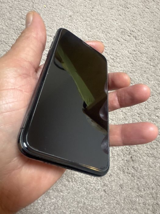 Продам iPhone 11 pro 64Gb