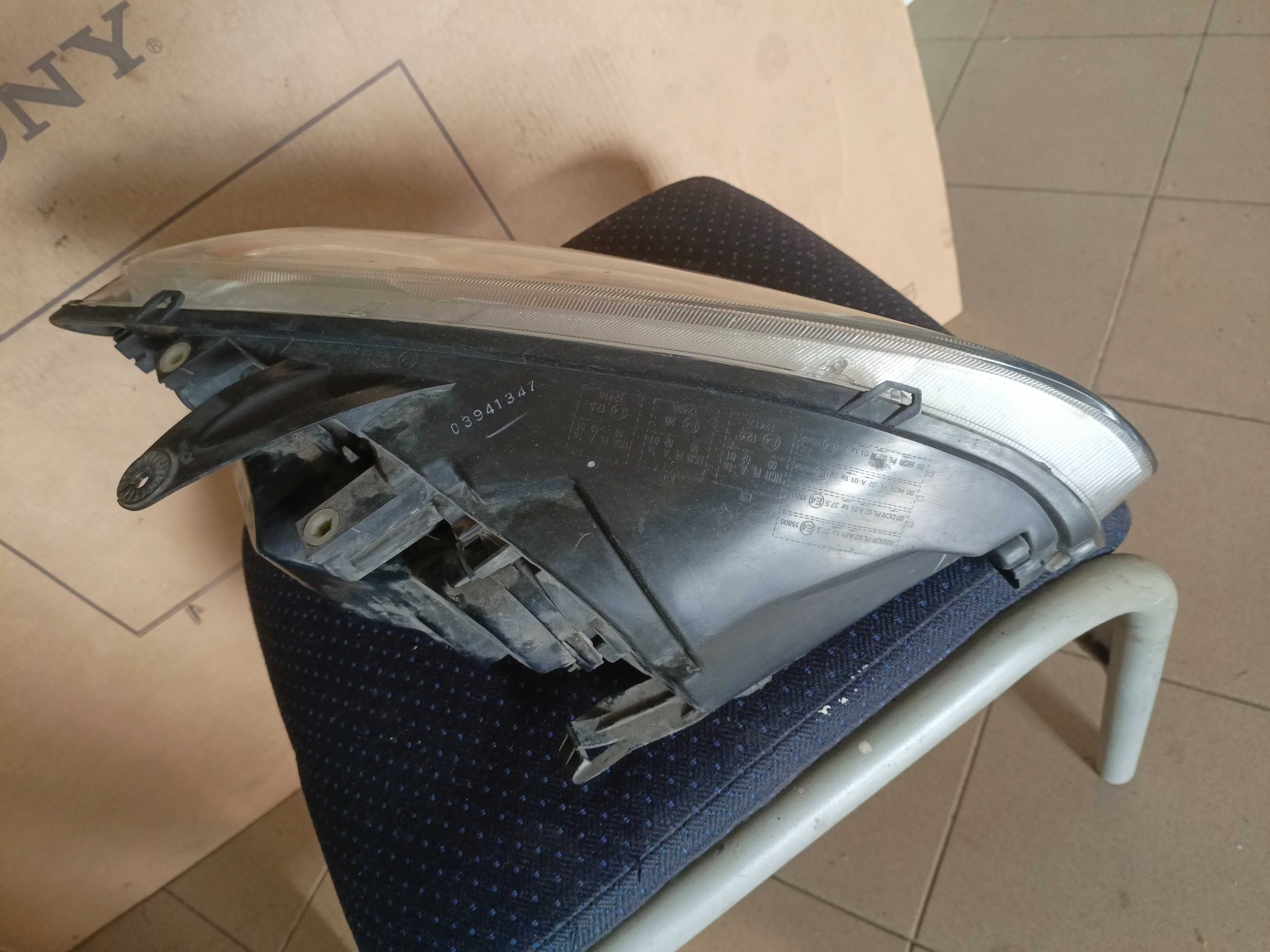 Lampa lewa Ford Focus MK2 2007r przed liftem