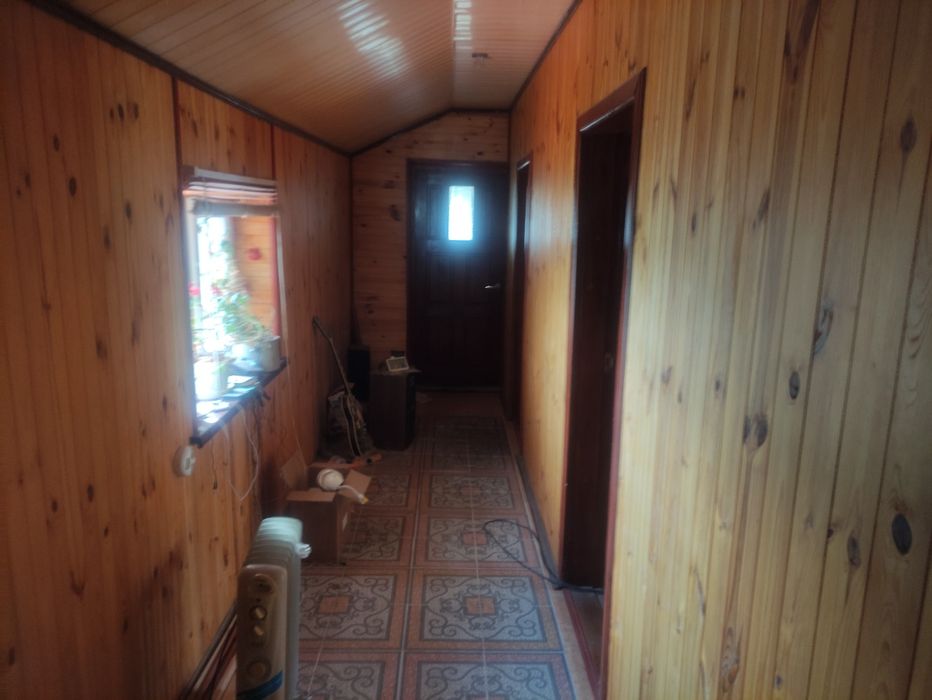 Будинок на 5 кімнат  , +Літня кухня та ,2, гаражі