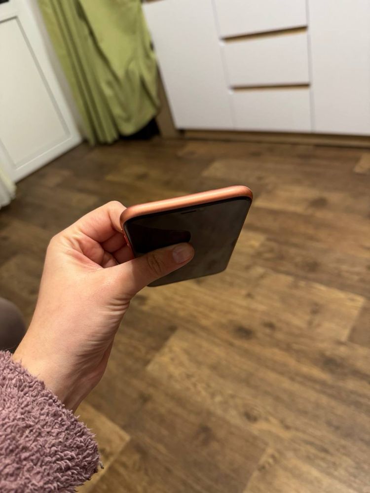 Iphone XR в хорошем состоянии