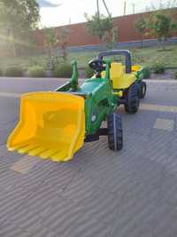 Трактор дитячий John Deere