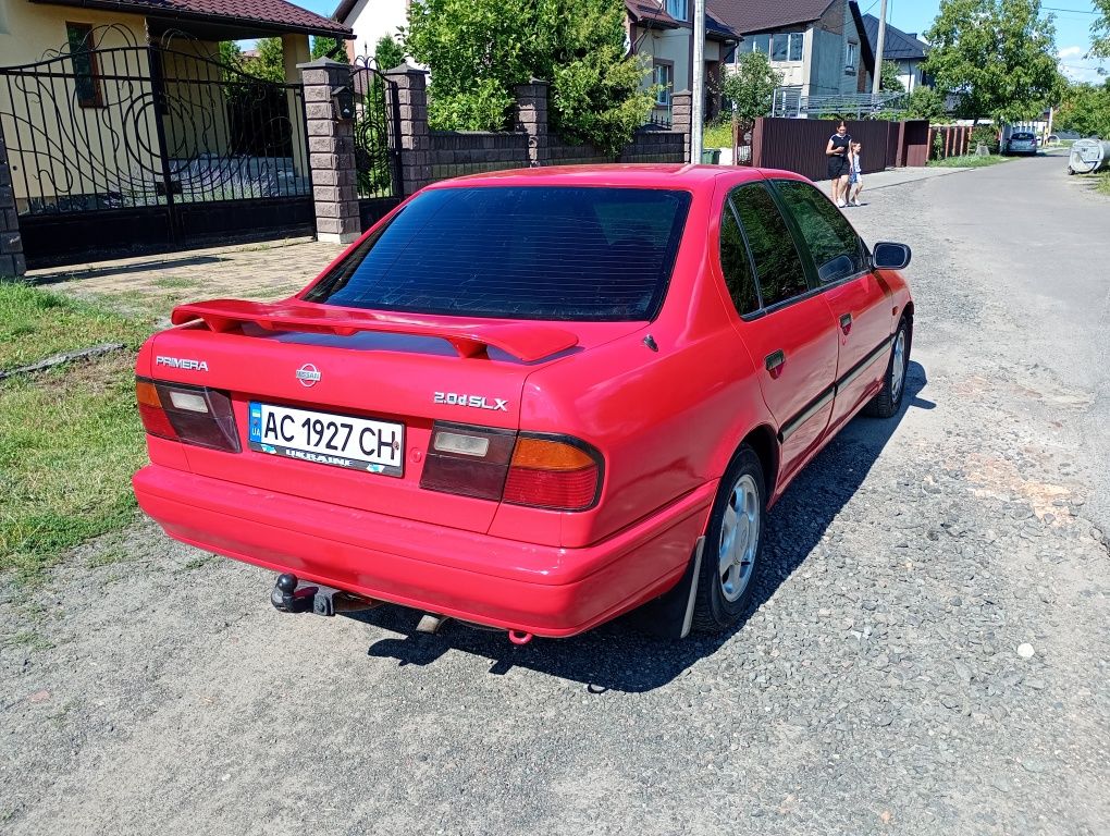Nissan Primera p10