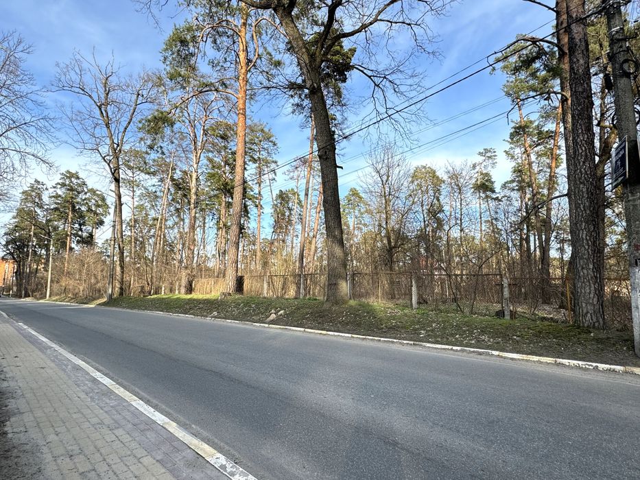 Ворзель, продаж комплексу будівель 800м2 + 6гектарів ділянки території