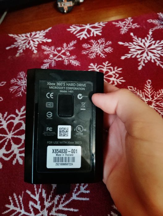 Продам жорсткий диск на ікс бокс 360