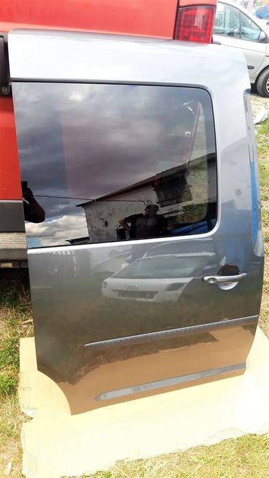 VW CADDY 2K5 kolor LR7H DRZWI PRZESUWNE PRAWE KOMPLETNE