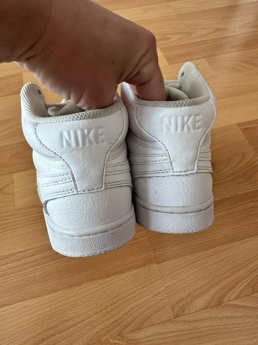 Кросівки   Nike 24 см