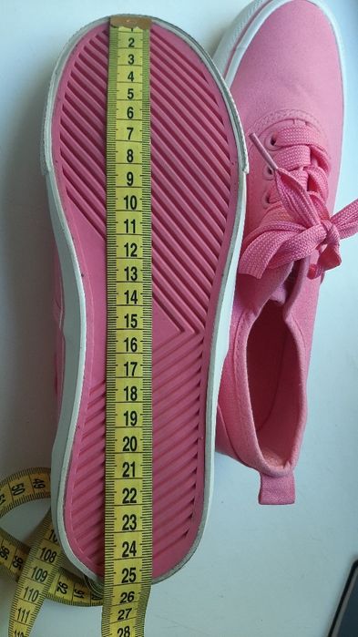 Літні жіночі мокасини