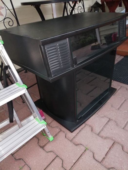 Szafka pod telewizor