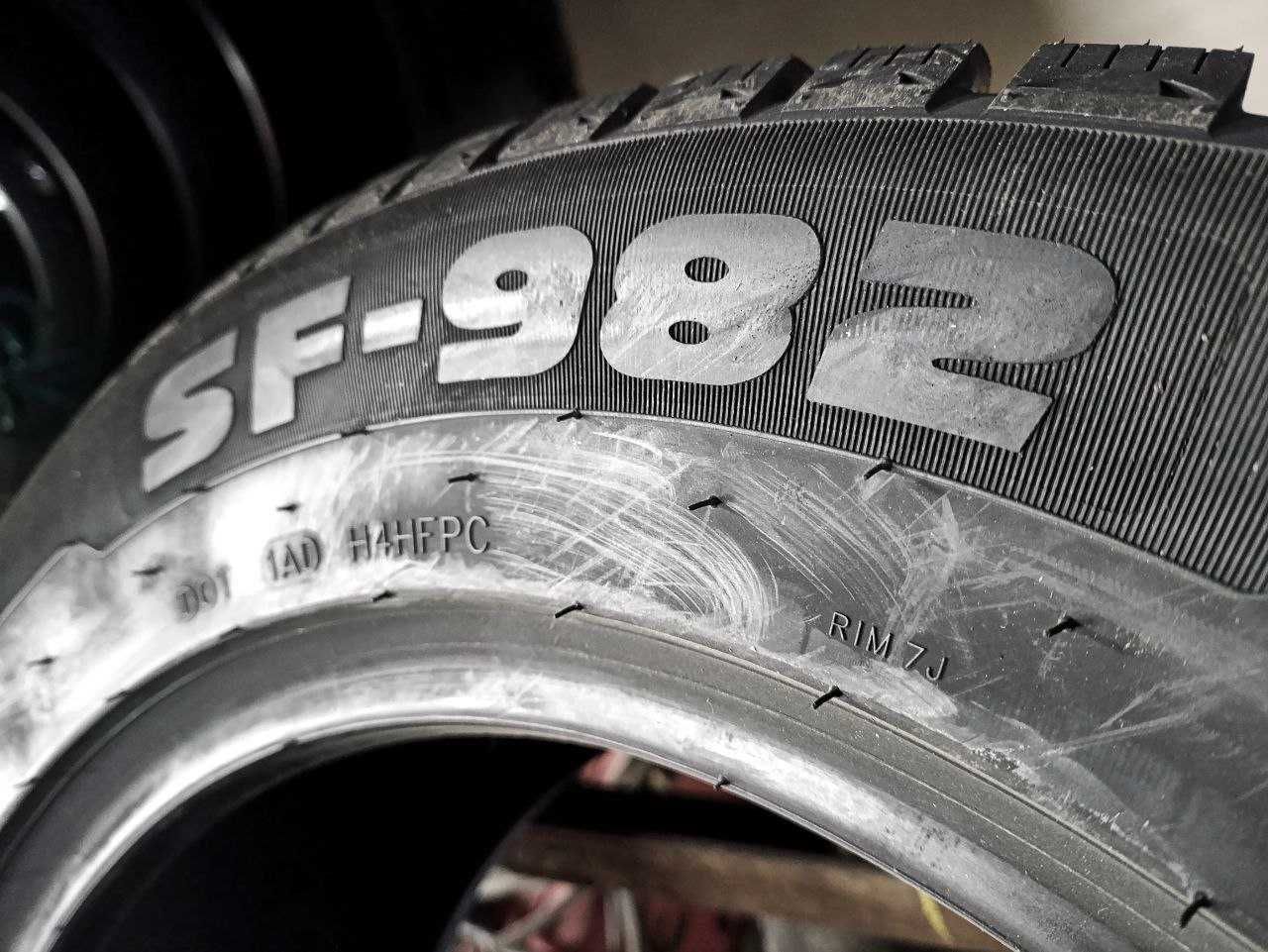 Нові шини 225/55R16 99H XL Sunfull SF-982