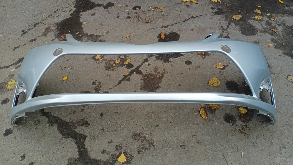 Бампер Toyota Avensis T27 Авенсис рестайлинг 2012-2015