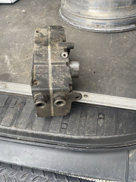 Даф євро 6 XF-106,компрессор,головка компрессора WABCO
