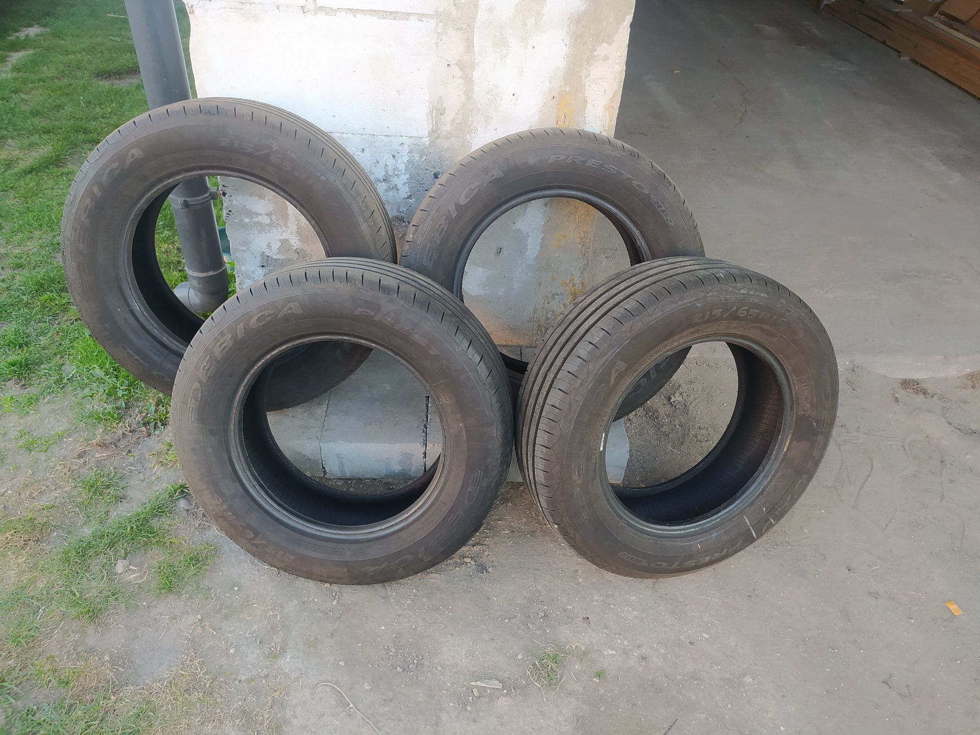 Dębica Presto HP 2 215/65 R16
