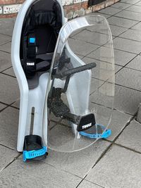 Детское вело кресло Thule RideAlong Mini с лобовым стеклом Windscreen