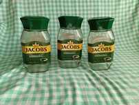 Słoiki po kawie Jacobs.