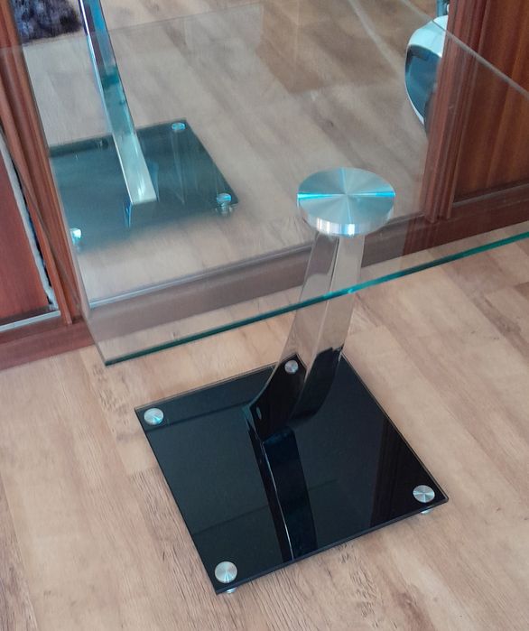 Stoliki noce  jak nowe