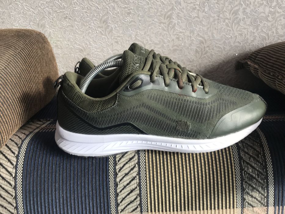 Кросівки Kayoba 43-44 р, по устілці 27,5-28 см