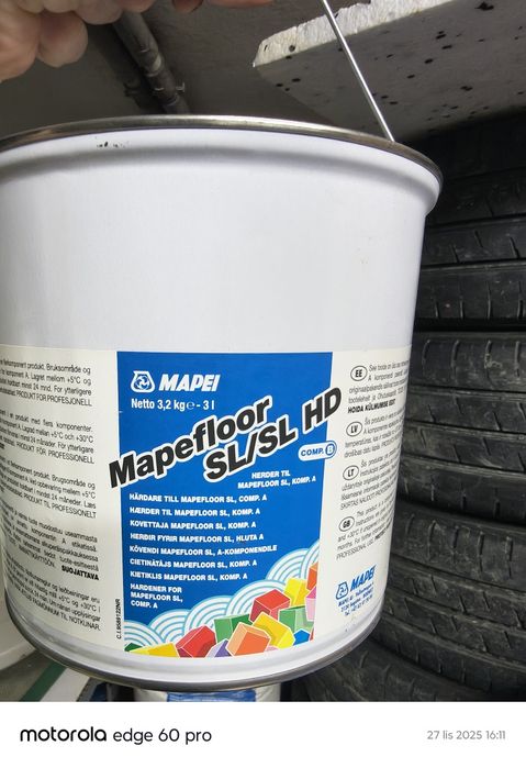 Żywica epoksydowa .