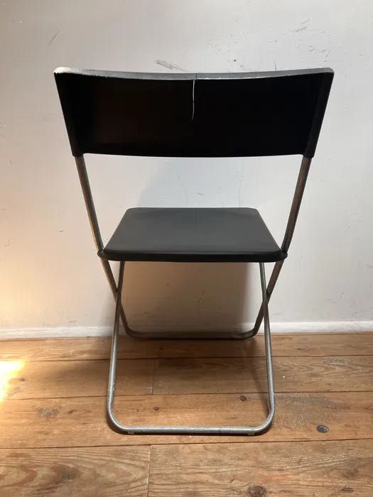 Cadeiras dobráveis / Folding Chairs