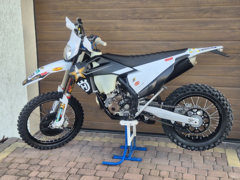 Husqvarna Fe 350 model 2022 Rockstar Super stan 141 h (KTM)