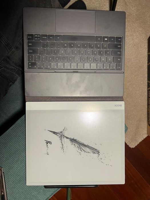 Boox Note Max 13'3 como novo com capa com teclado