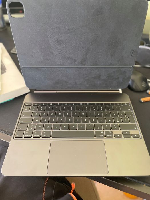 Etui z klawiaturą magic keyboard apple ipad pro 12.9 czarne