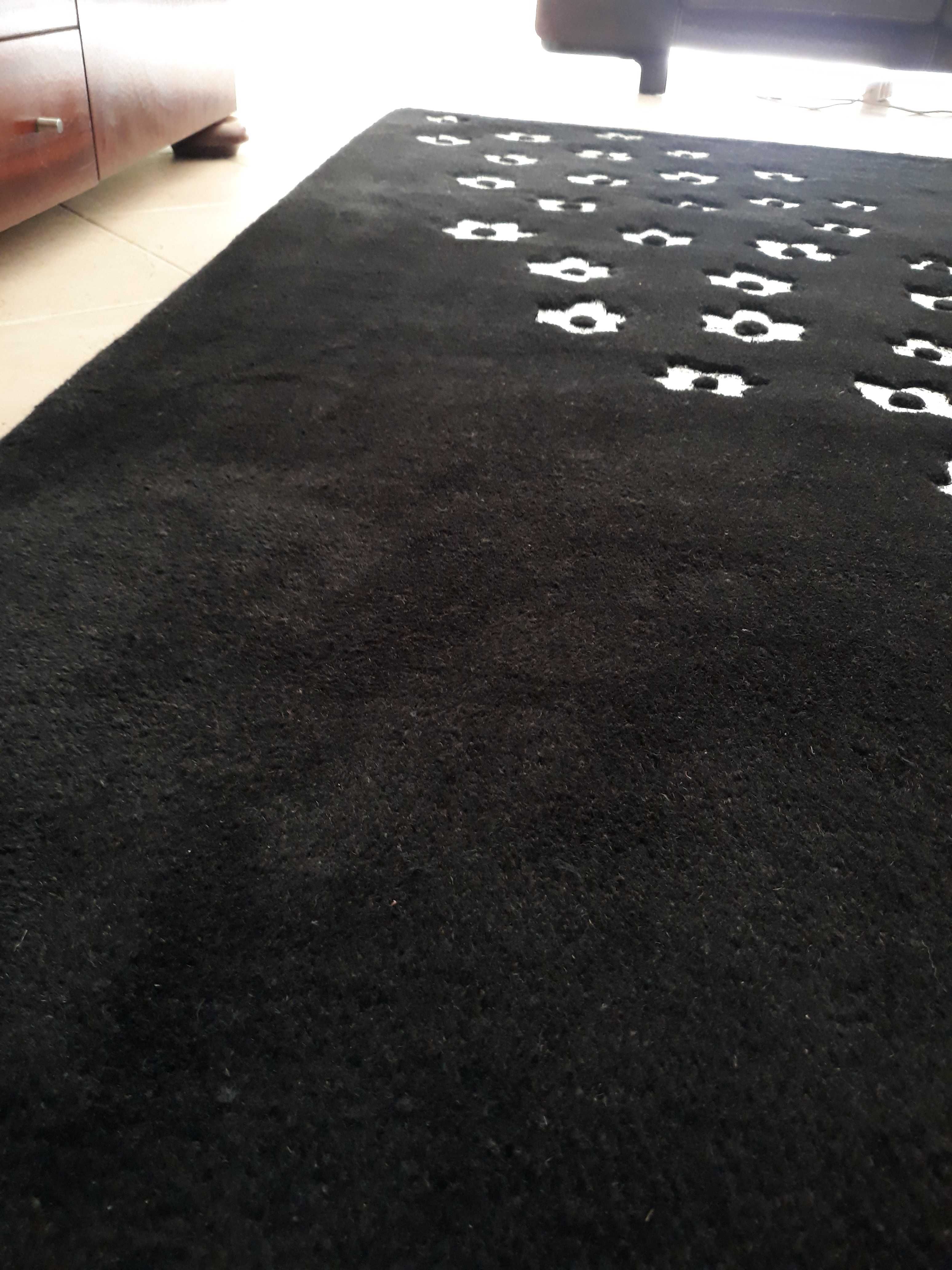 Carpete / Tapete da Marca Alfombras Imperial 1,70m x 2,40m bom estado!