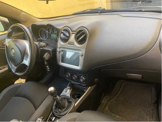 Alfa Romeo Mito 0.9 Turbo muitos extras