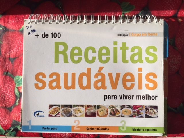 Livro "Receitas saudáveis para viver melhor"