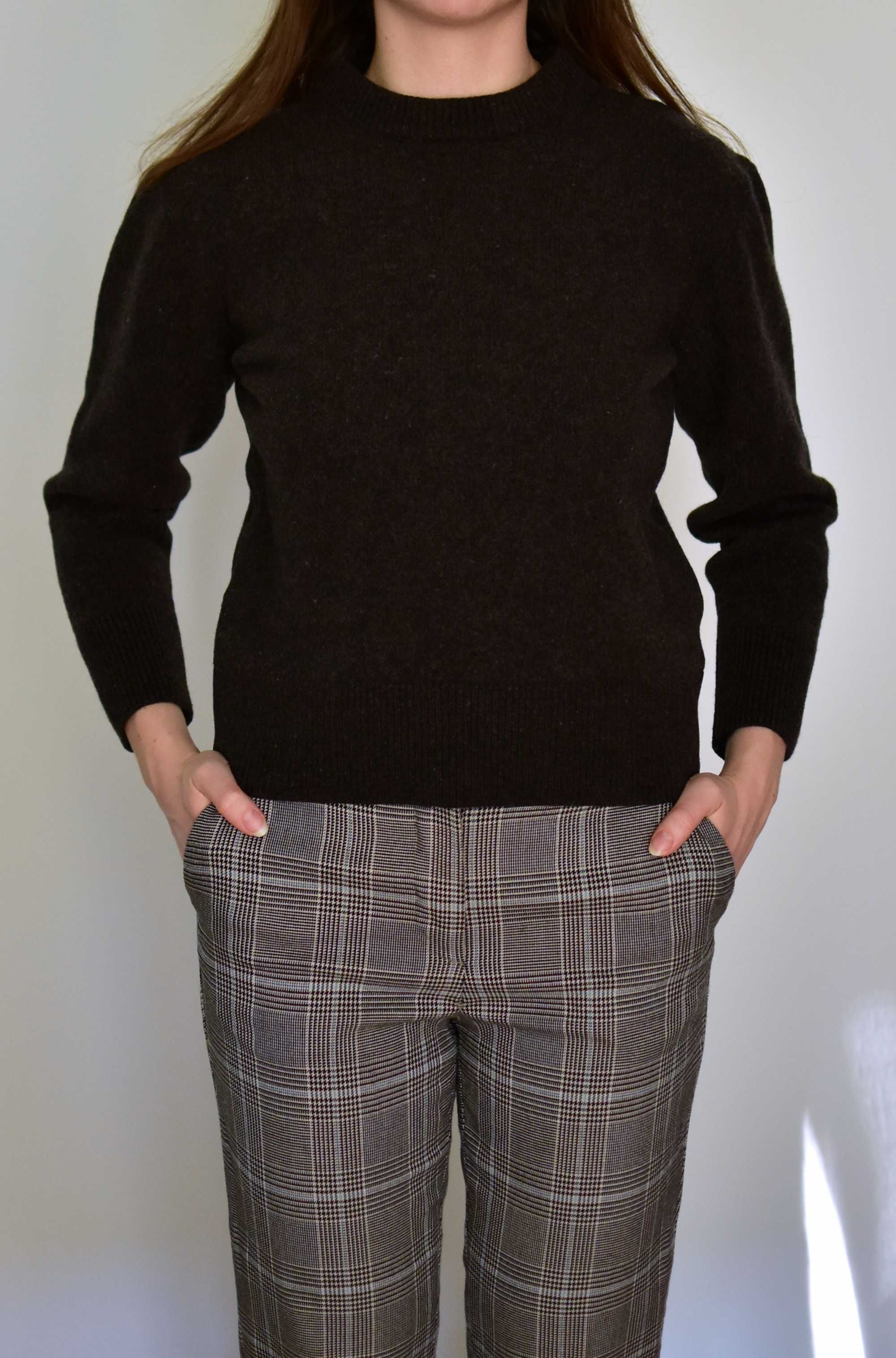 Wełniany brązowy sweterek, regular fit, H&M, 100% wełna