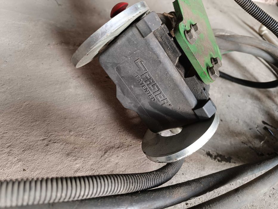 Mocowanie hydrauliki do tura sprzeg  klamra