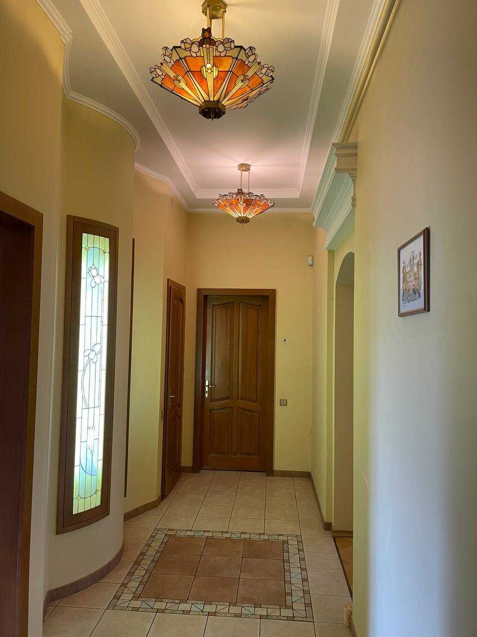 Продаж 6 кім. квартири вул. Глибока