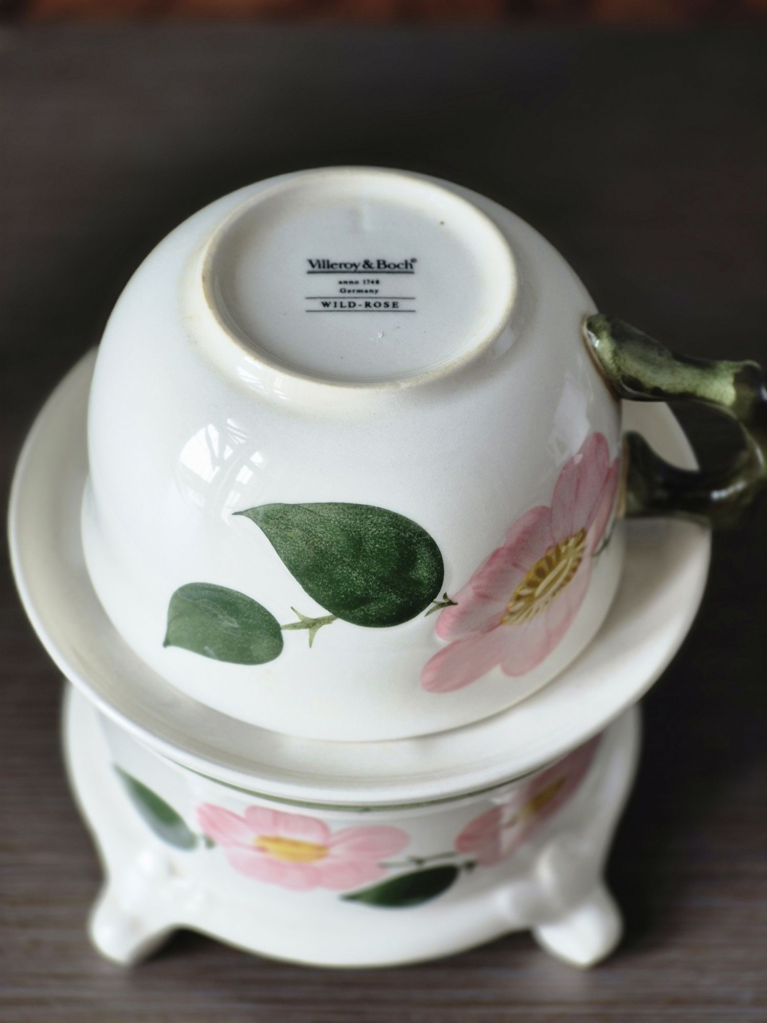 Piękna porcelanowa filiżanka z podrzewaczem Villeroy&Boch