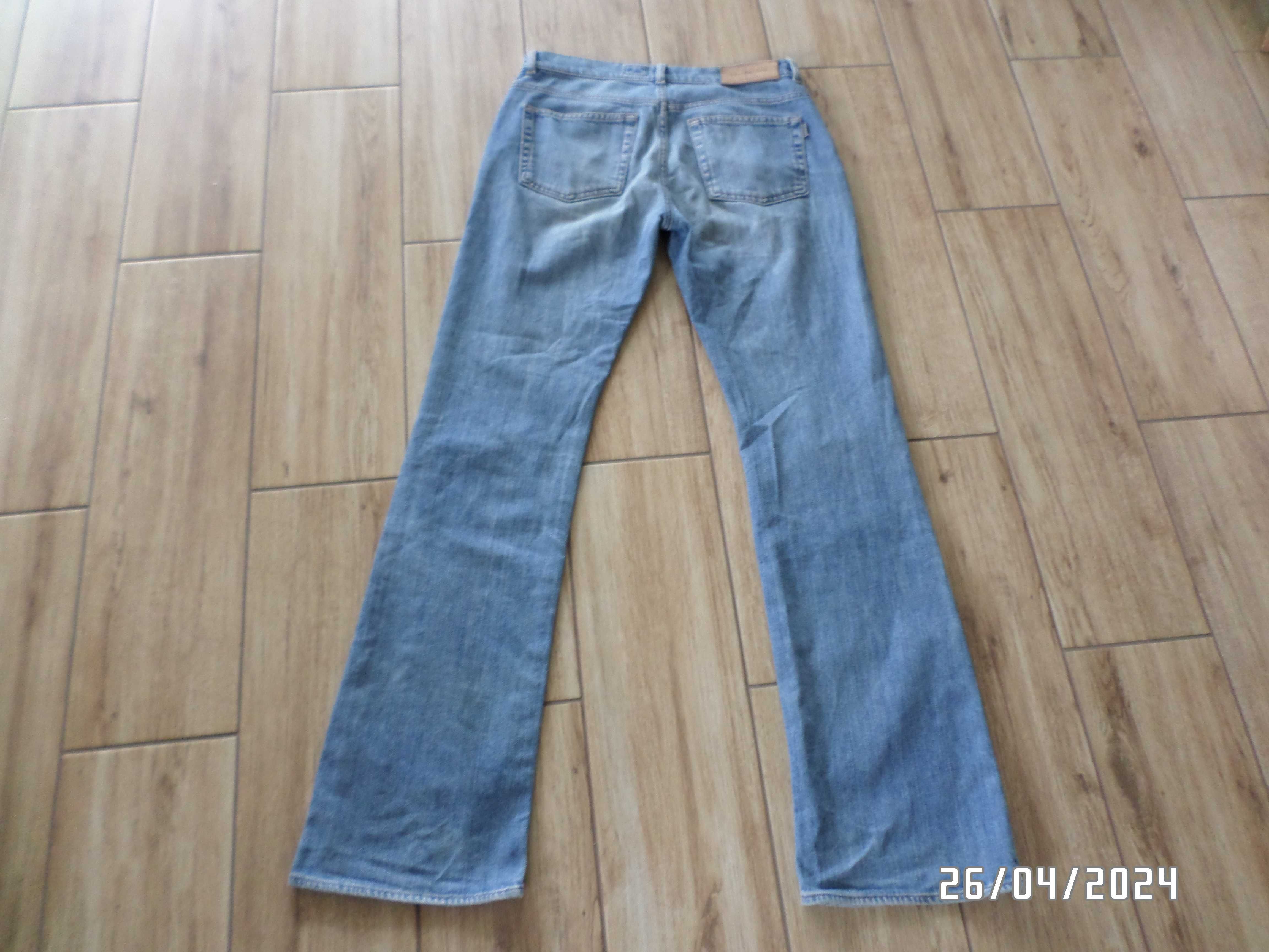 firmowe spodnie -jeans -CALVIN KLEIN-W-32-L