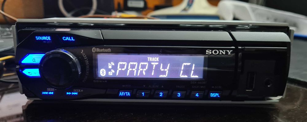 Auto radio Sony DSX-A60BT tem conexão BLUETOOTH
