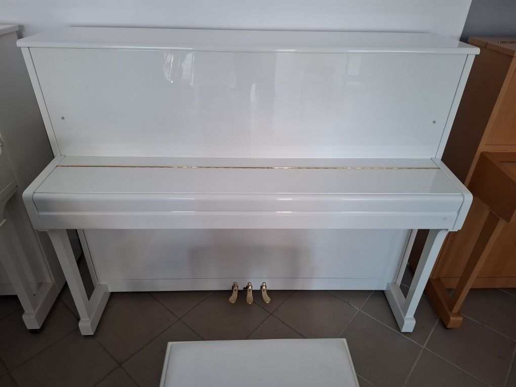 Pianino  Kawai CS-18 jak nowe  białe  wysoki połysk