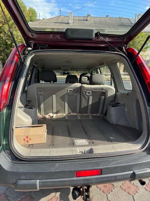 Niccan X-Trail 2.2D 6-ступка!!!