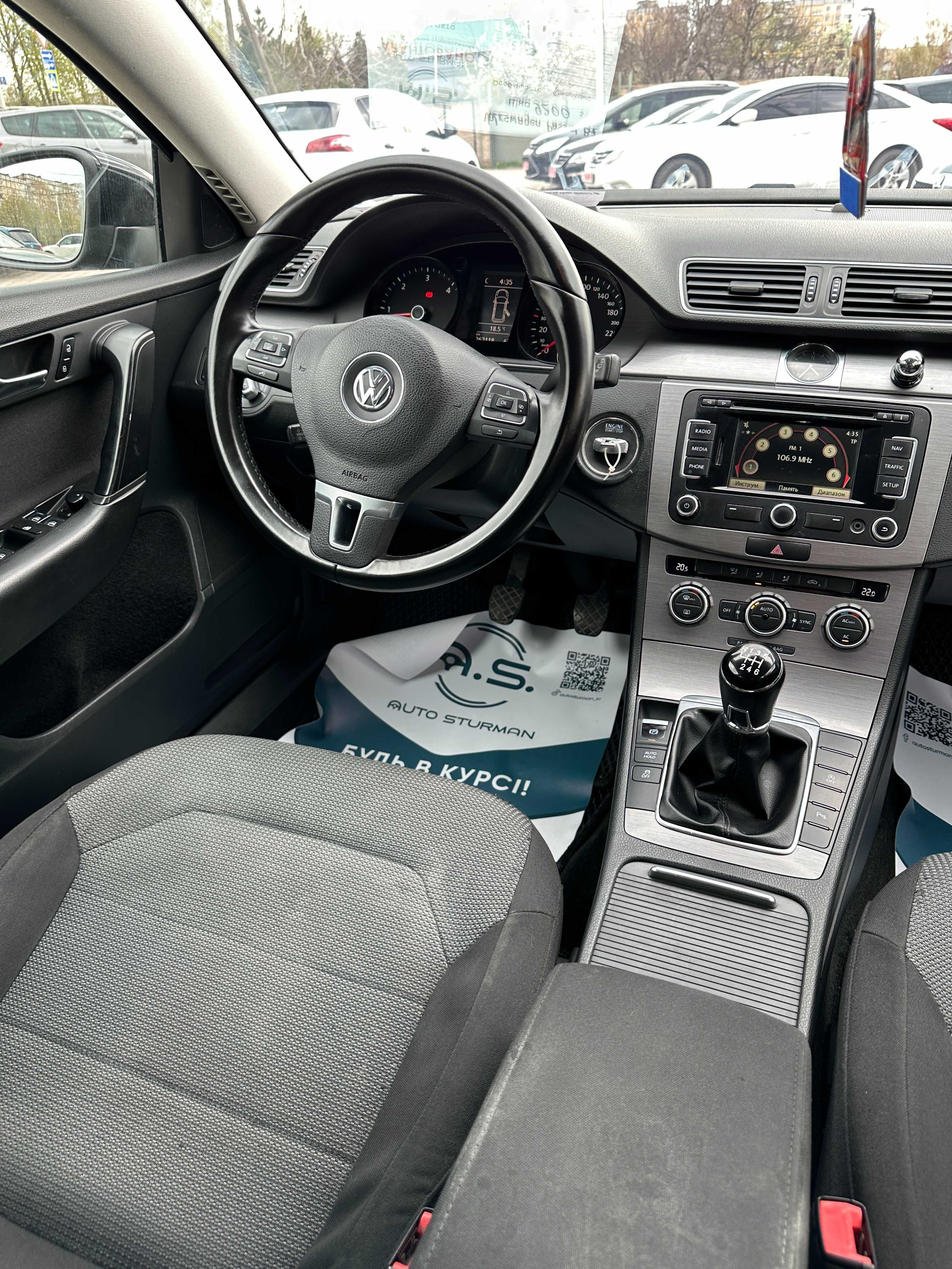 Продам Volkswagen Passat B7 2012 можлива розстрочка,кредит,обмін!