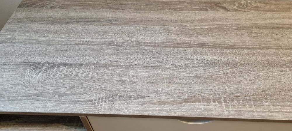 Biurko Jysk w stylu skandynawskim do 30.10.25