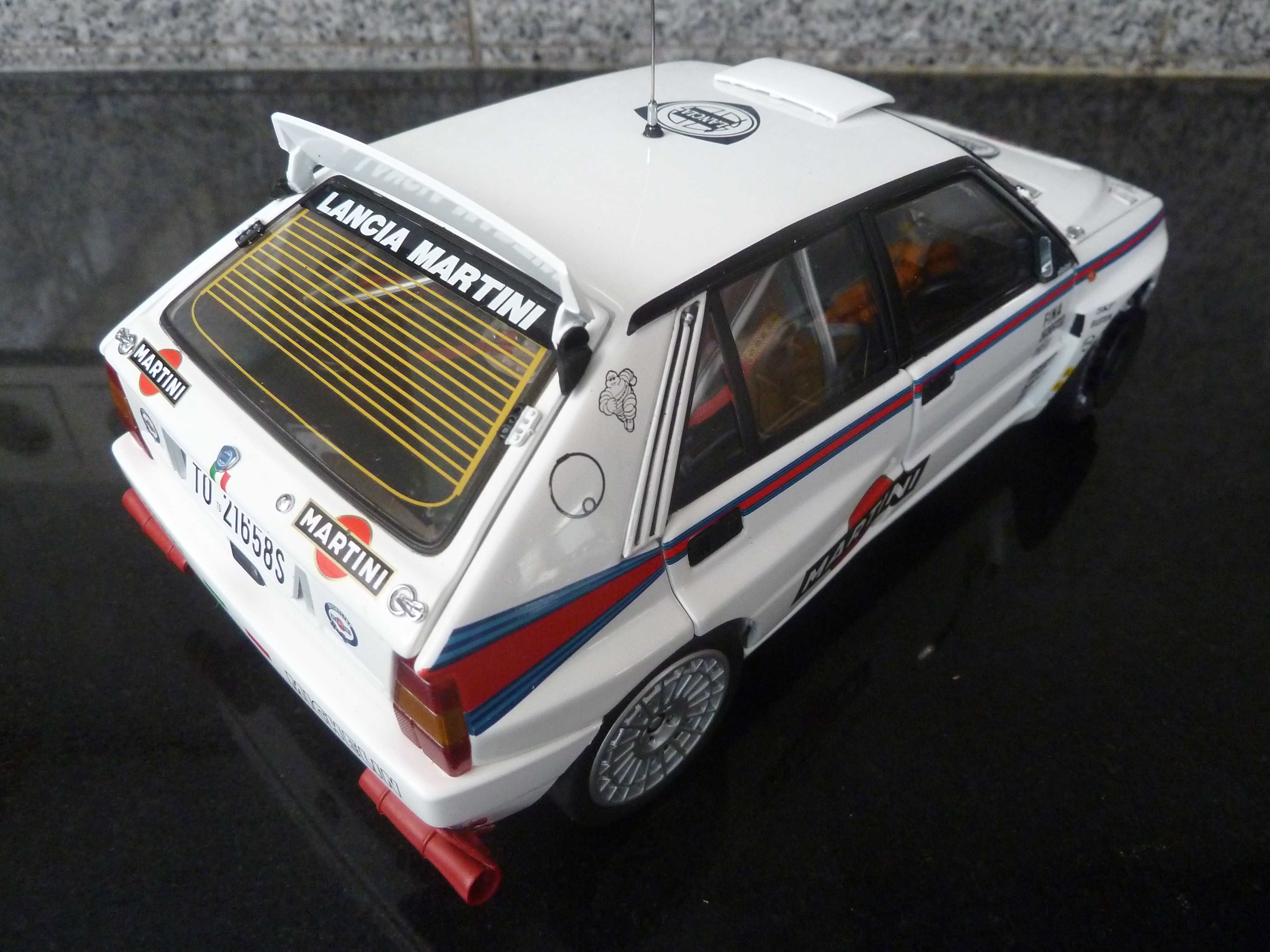 1:18 Kyosho, Lancia Delta HF Evo2 Test Car Martini AutoArt Minichamps