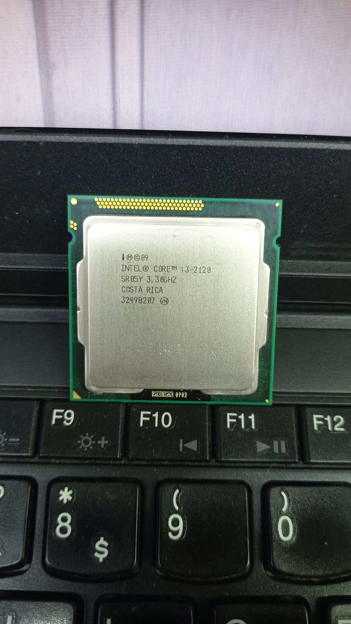 Процесор Intel Core i3-2120 3.3GHz/5GT/s/3MB  s1155
