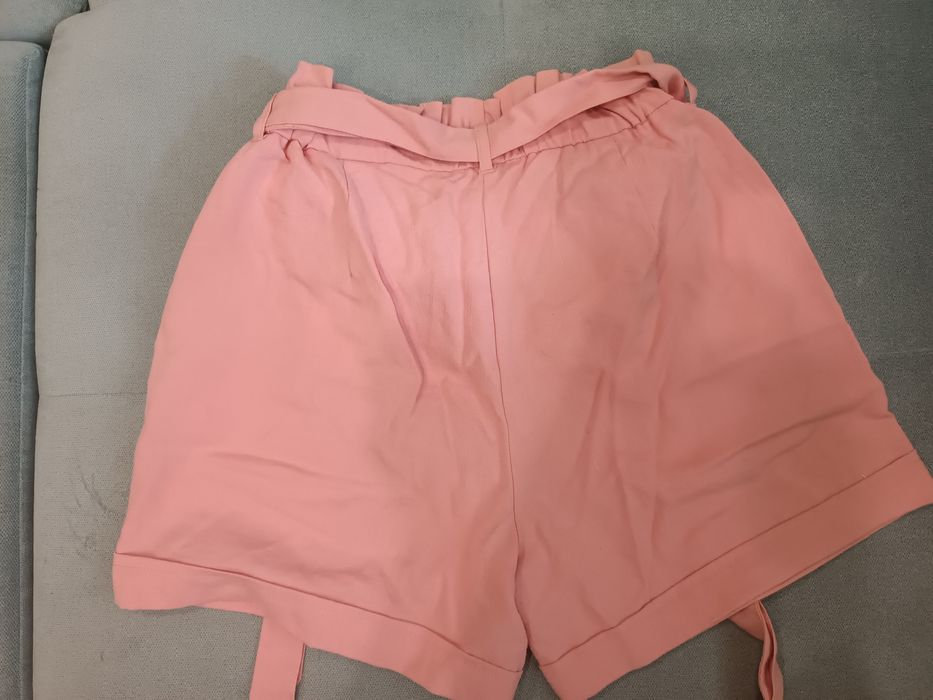 Продаю шорти на високій посадці