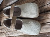 Simonetta buty j.nowe r.24, cena katalogowa 650zł