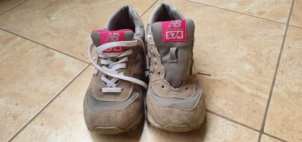 Buty damskie  New Balance 574 rozmiar 37,5 wkładka 24cm