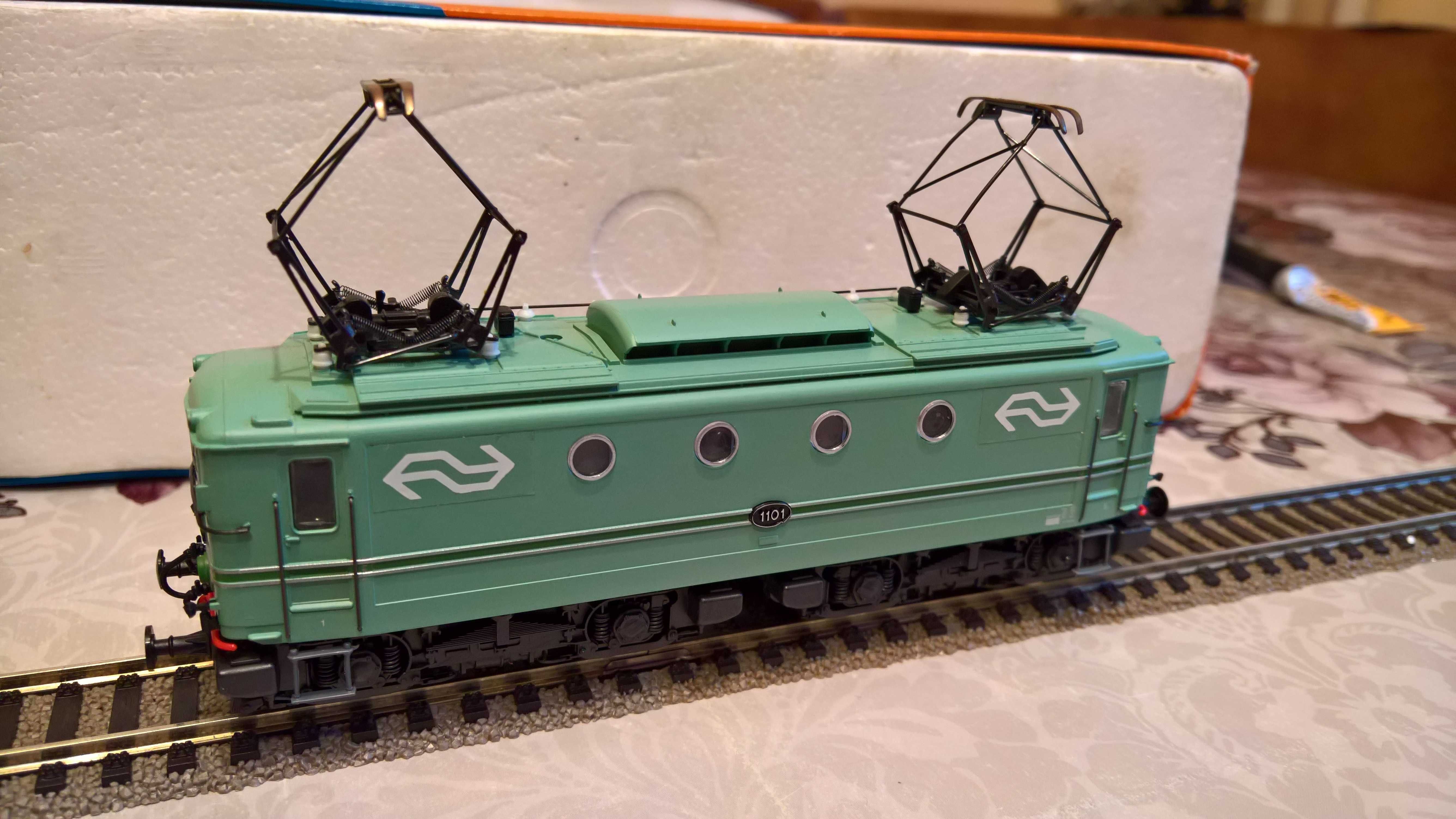 Lokomotywa elektrowóz ROCO NS 1101 . H0