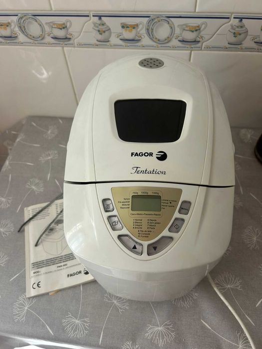 Máquina de fazer pão