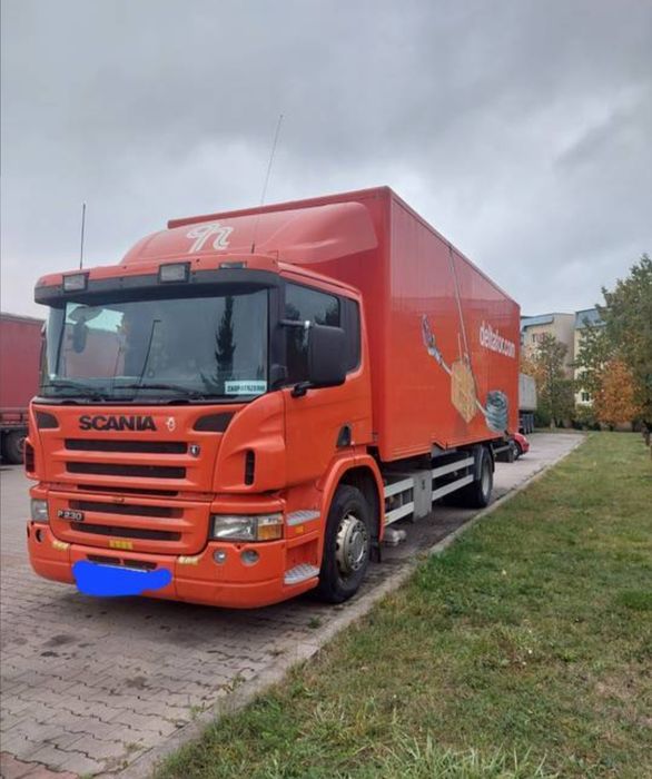 Samochód ciężarowy Scania P230