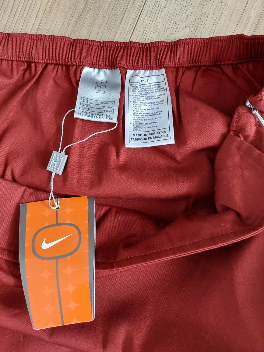 Spódnica Nike rozmiar L