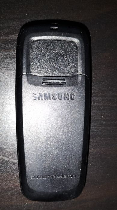 Telefone celular antigo Samsung