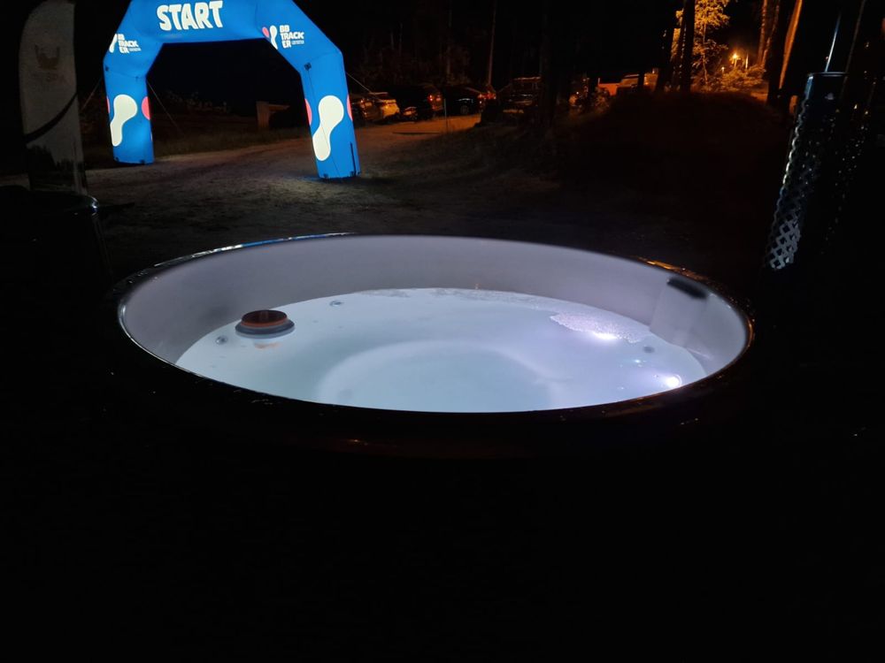 Wynajem mobilnej balii ogrodowej , jacuzzi mobilne , ruska bania