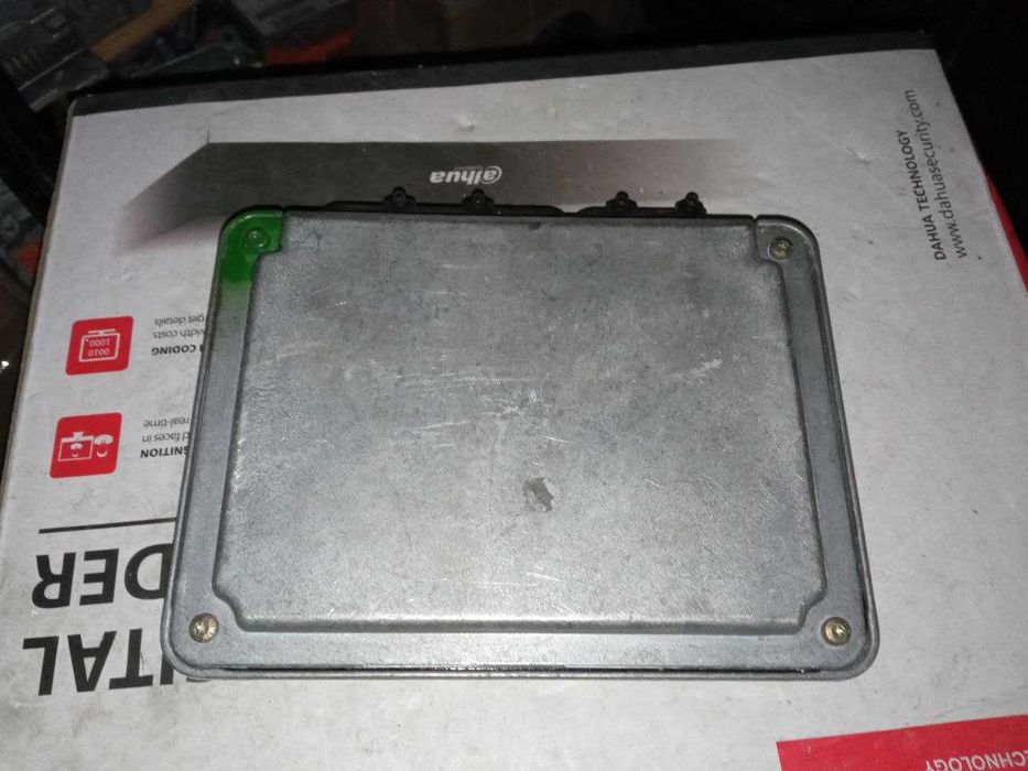 Блок управління двигуном Skoda Octavia 1.9 TDI 038906018BQ 0281001849